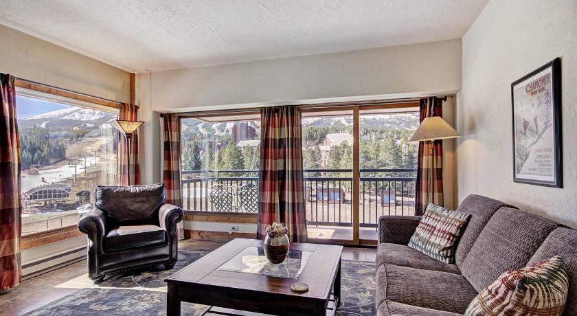 Image of 3 Bedroom Condominium 0