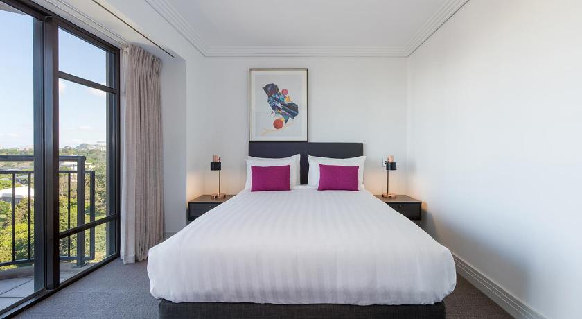 Image of 1 Bedroom Superior Suite 5