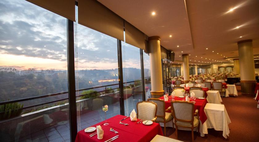 Vila Real Hotel Miracorgo 4-Star Hotel restaurant