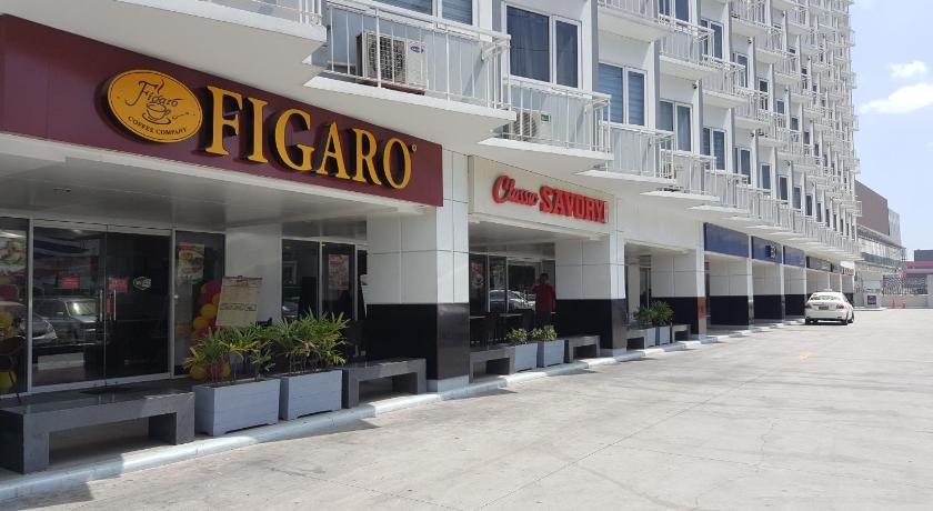 Riganna Two @ Shell Residences - near Airport, MOA photo
