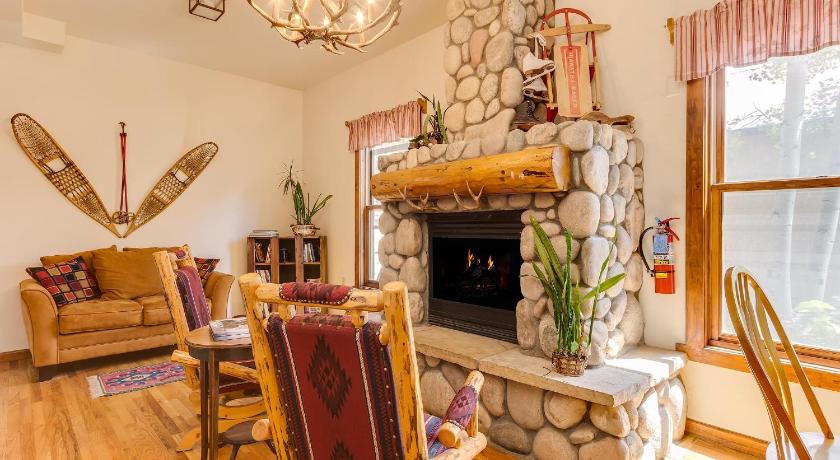 민턴 (CO) Minturn Inn 2성급 숙소 로비