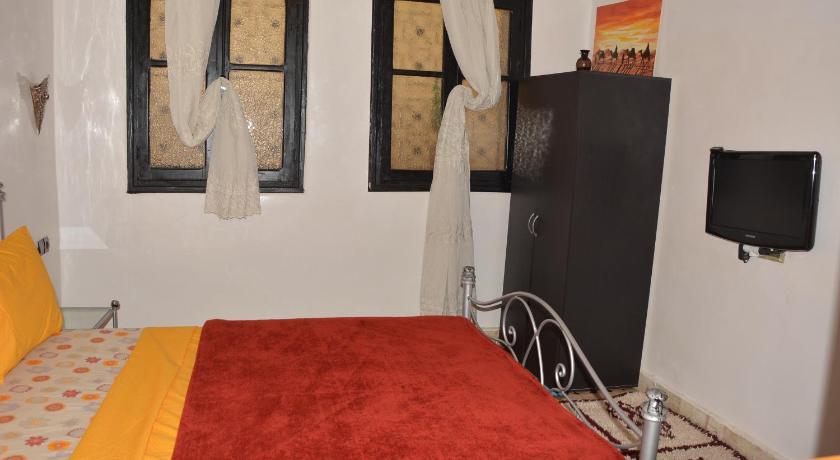 Two-Bedroom Apartment, dar hassbia in Fes
