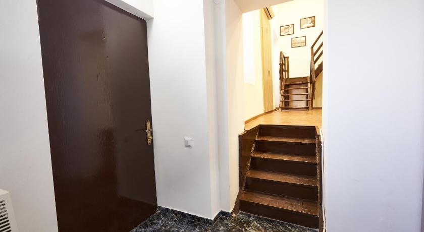 Pheasant Home in Old Tbilisi photo