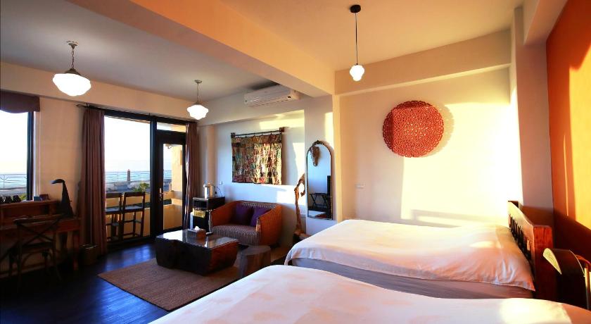 Image of Quadruple Room with Sea View 0