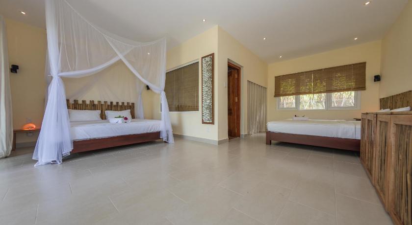 Image of Deluxe Quadruple Room 5