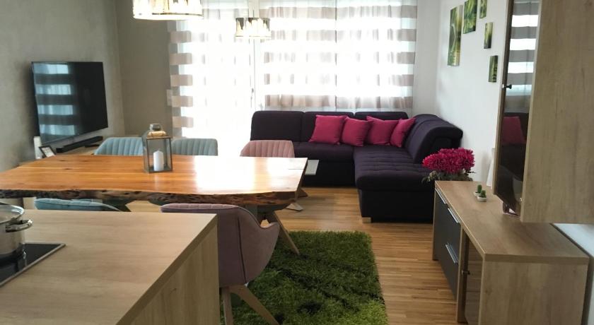 Luxury Belvedere View New Apartment — Hotel in Vienna