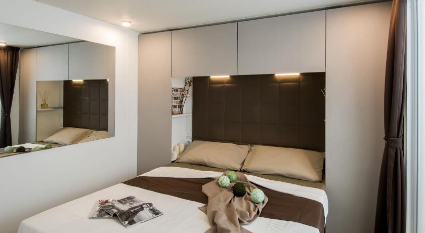Image of Three-Bedroom Chalet 0