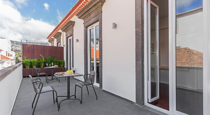 Downtown Funchal Apartments by An Island Apart photo