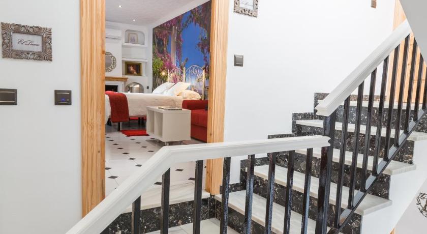 Salamandra Plaza B&amp;B — Hotel in Competa