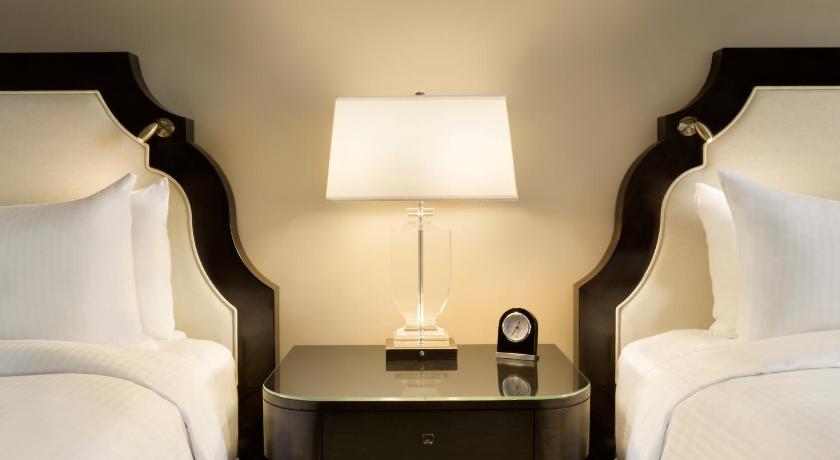 Image of Fairmont Gallery Room with Two Queen Beds 1