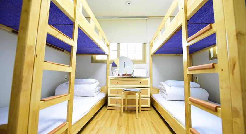 Image of 1 Person in 4-Bed Dormitory - Male Only 0