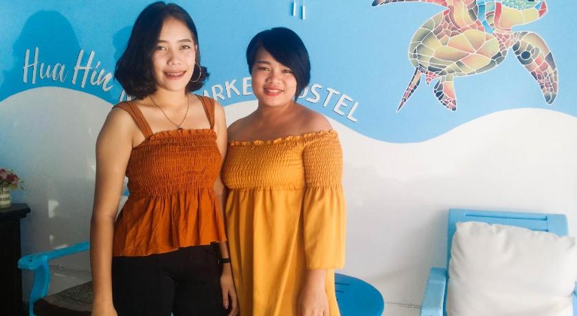 two women standing next to each other in a room, Hua Hin Night Market Hostel in Hua Hin / Cha-am