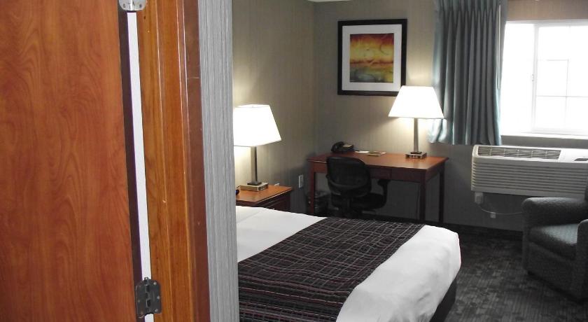 Country Inn & Suites by Radisson, Portland Delta Park, OR