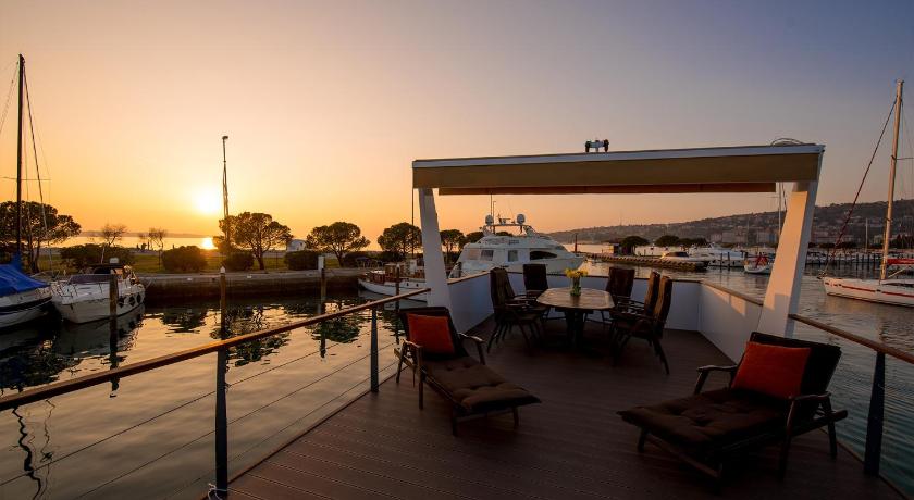 Floating Sea House Portorose