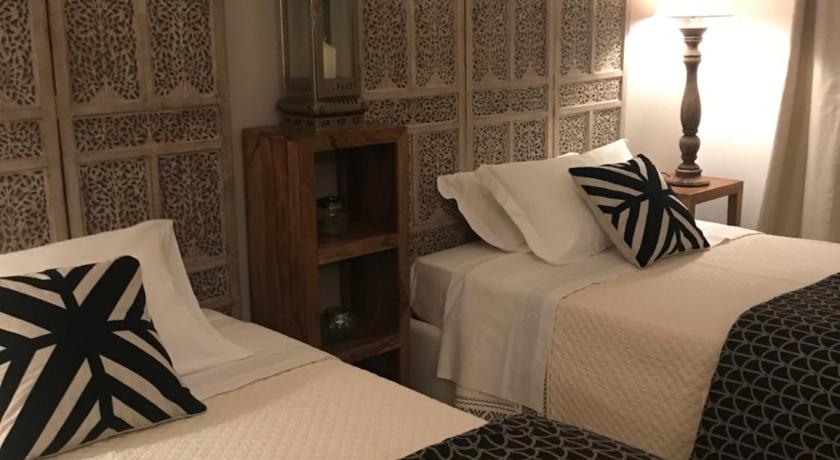 Image of Twin Room with Garden View 5