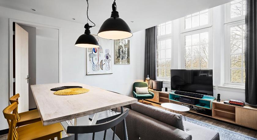 Image of Superior Suite 0