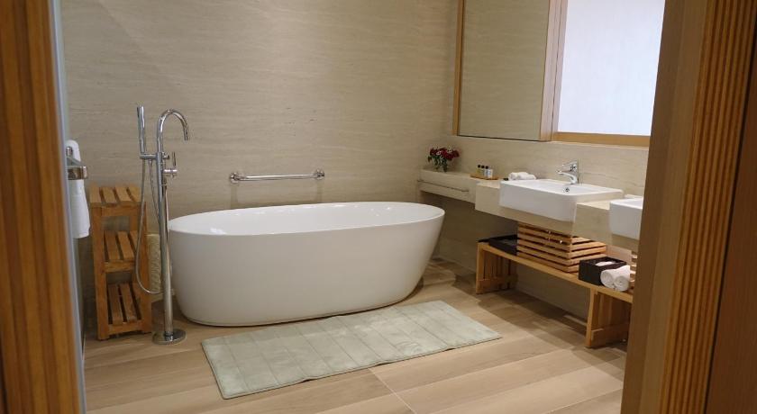 Image of Premier Suite 7