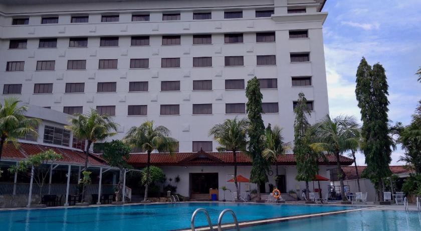 The Sunan Hotel Solo