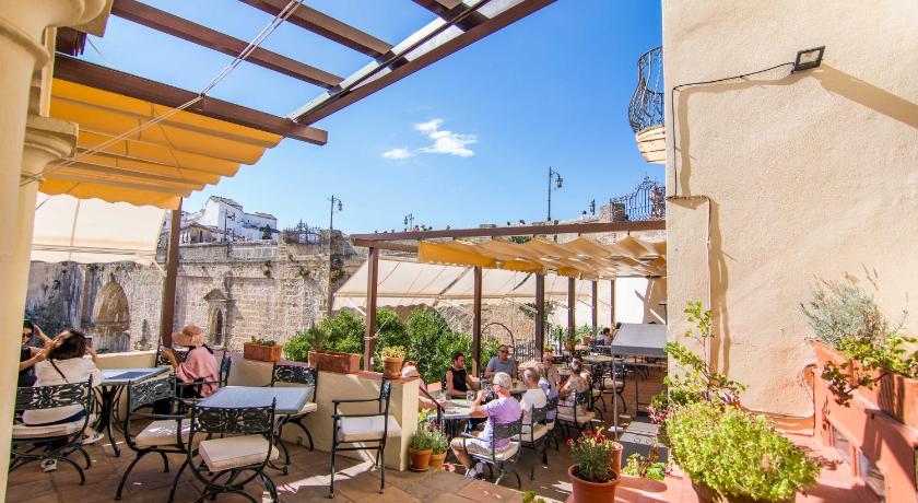 ロンダ Hotel Don Miguel 3つ星 ホテル 外観