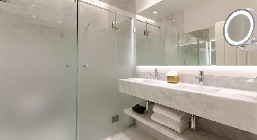 Image of Premium City View Double Room or Twin Room 14