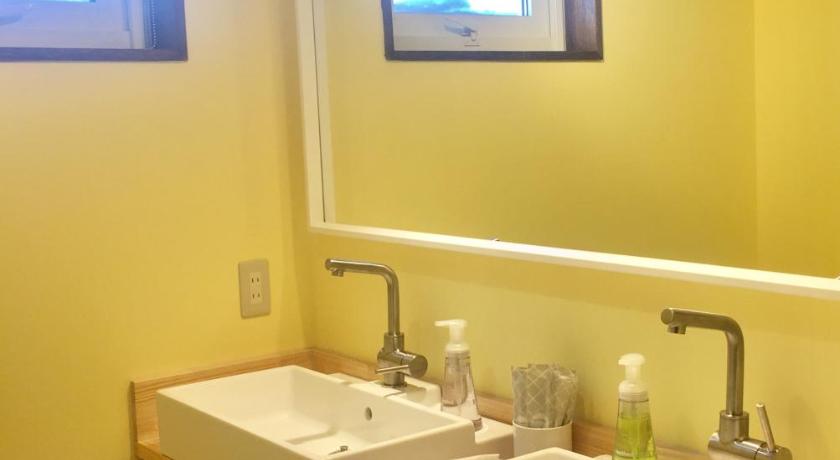 White Rose Inn photo