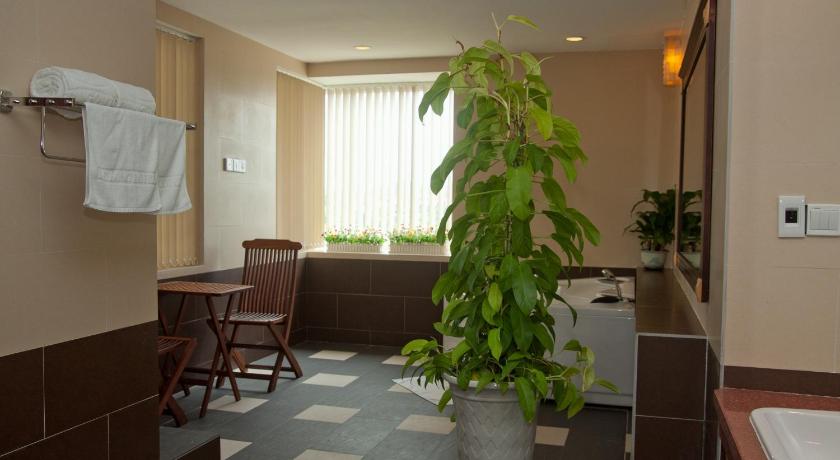 Image of Presidential Suite 2