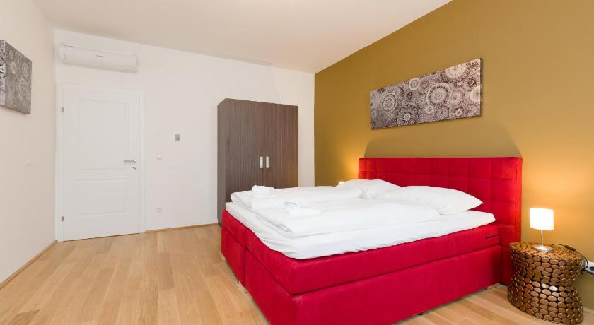 Image of Three-Bedroom Apartment 9
