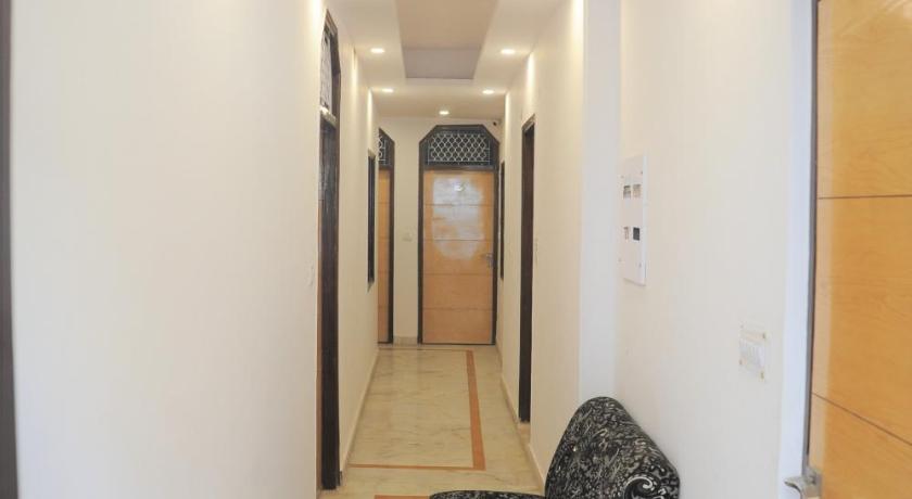Hostel Delhi Fantastic near New Delhi Train Station photo