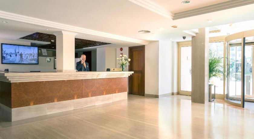 Hipotels Mercedes Aparthotel photo