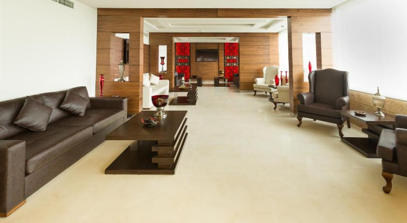 Ibiza Hotel — Hotel in Wata Slam