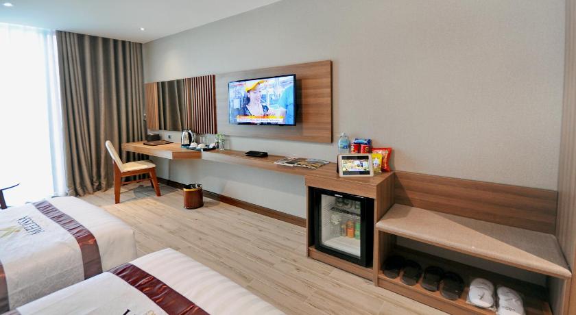 Image of Senior Deluxe Sea View 15