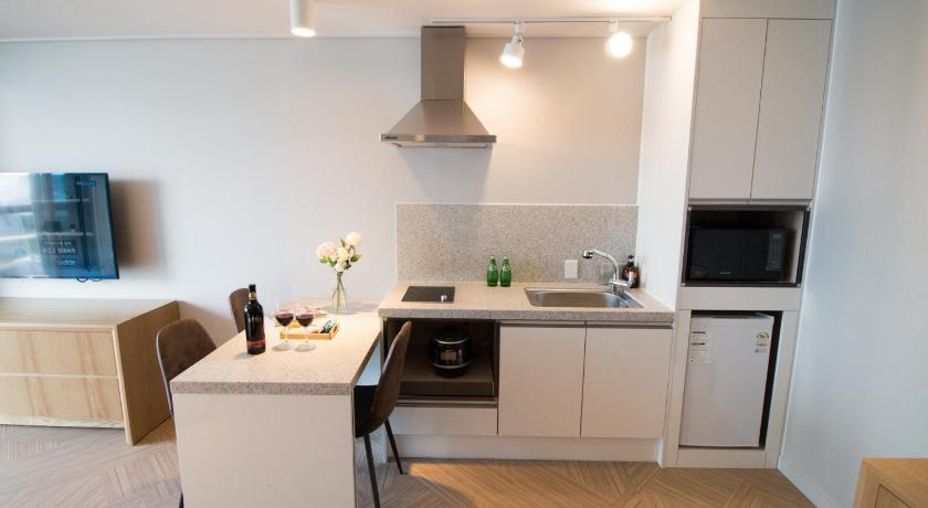 Yeosu Lium Spa Hostel Hotel view