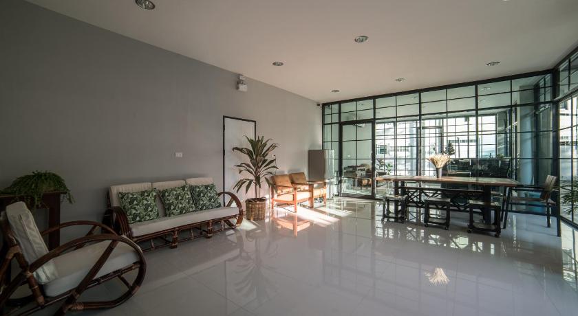S44ROOM – Bangkok, NY