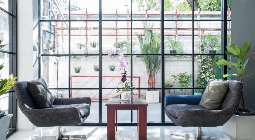 S44ROOM – Bangkok, NY
