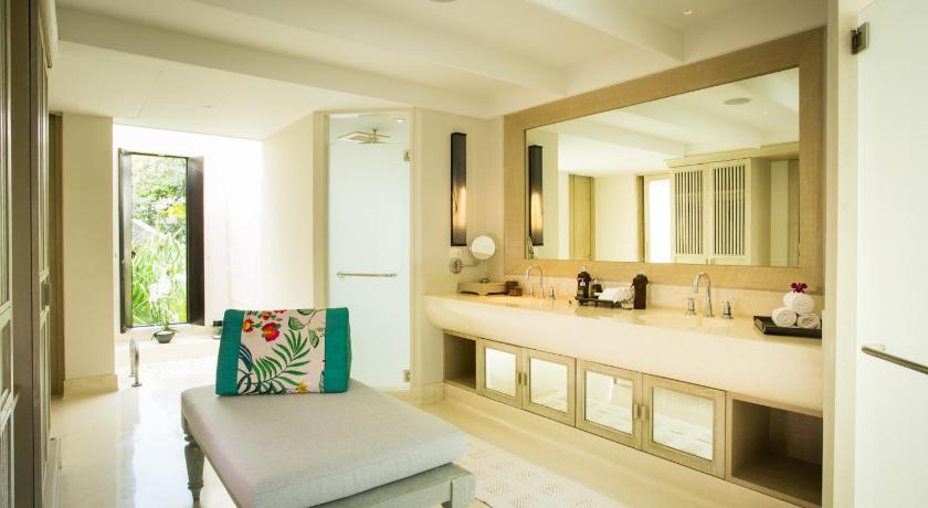 Фото: Королевская вилла Jim Thompson с 2 спальнями (2-Bedroom Royal Villa By Jim Thompson) 12