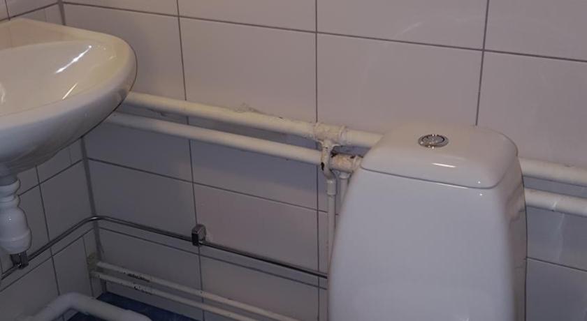 Image of Single Room with Private Bathroom 16