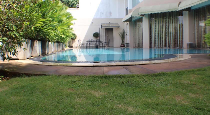 Villa 53 photo