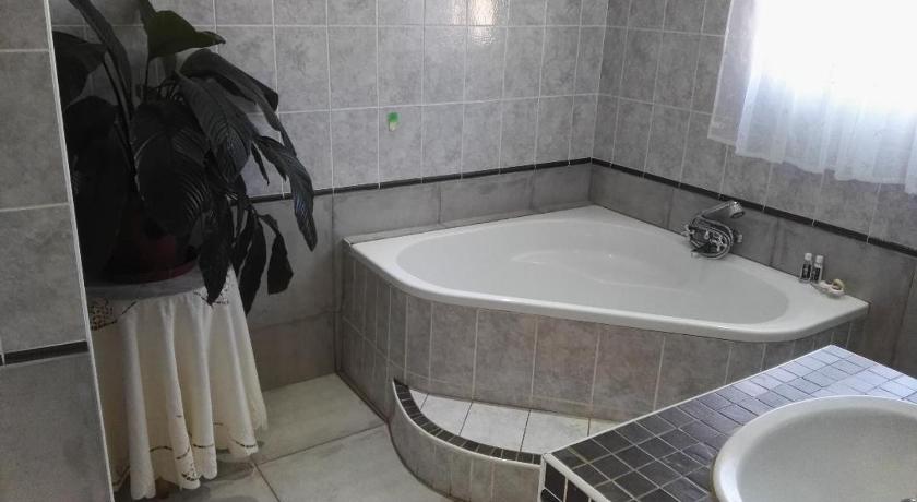 Image of Standard Double Room 2