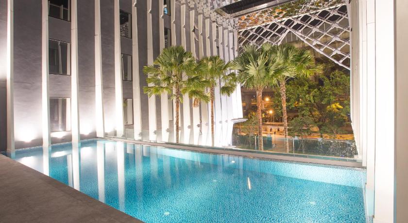 Bangkok Midtown Hotel - image 11