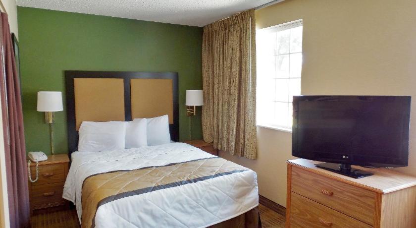 Extended Stay America Suites - Raleigh - Northeast