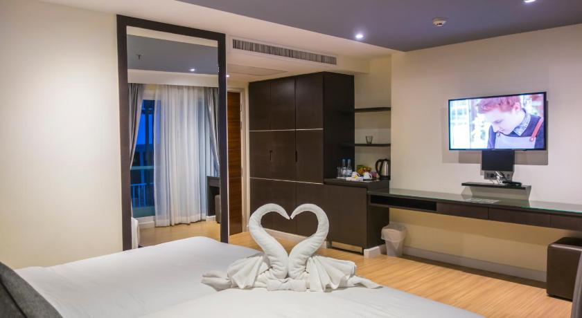 Unique Regency Hotel (SHA Extra Plus) photo