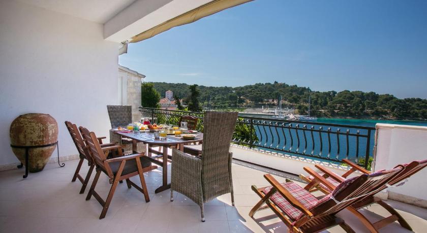 Golden view luxury apartment photo