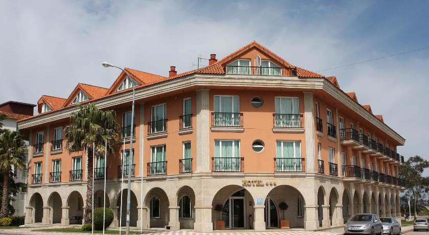 Hotel Bahia Bayona