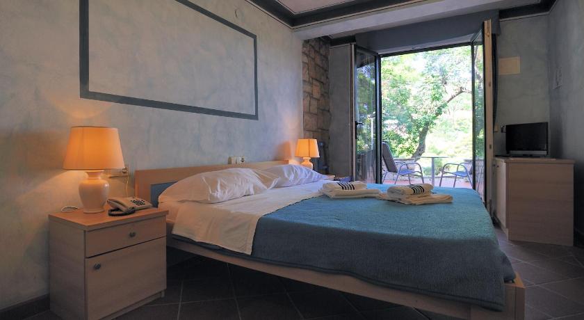 Hotel Solitudo photo
