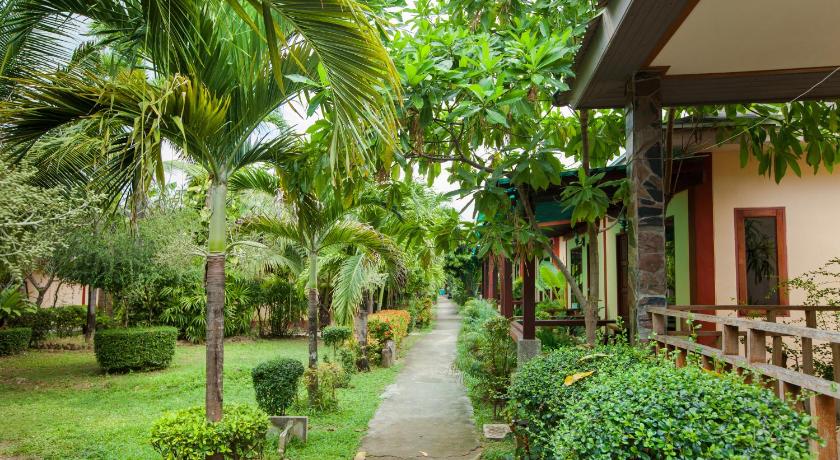 Lanta Riviera Beach Resort - image 49