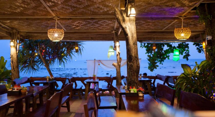 Lanta Riviera Beach Resort - image 7