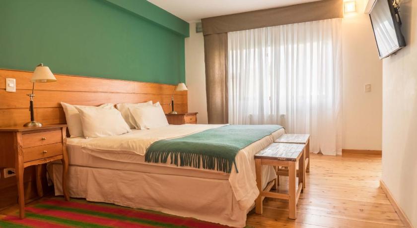 Image of Superior Triple Room 1