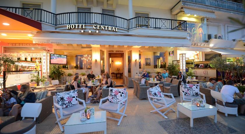 Central Hotel — Hotel in Paralia Katerinis