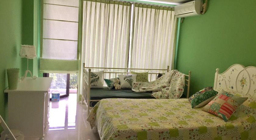 Nila Kandi Studio Beverly Dago Apartement Apartment