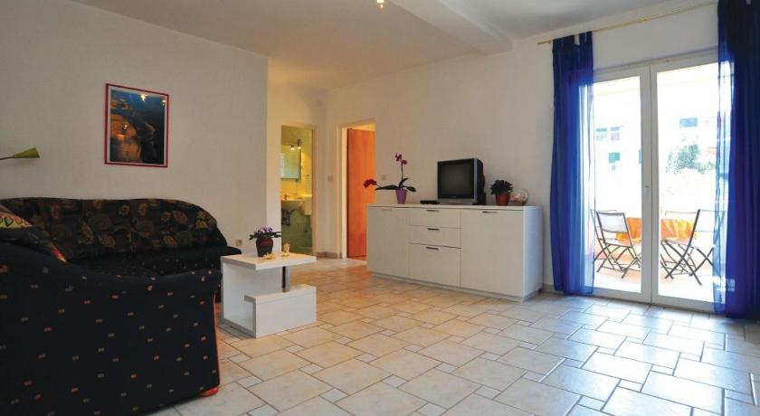 Apartman Murter Jadranko — Hotel in Murter